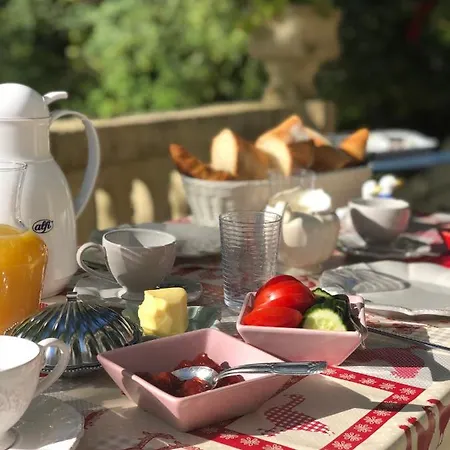 Léovil Bed and breakfast *