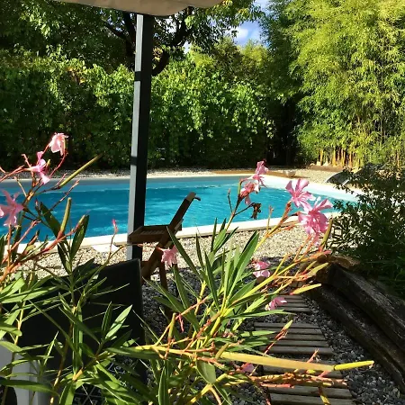 Leovil Bed & Breakfast 3*