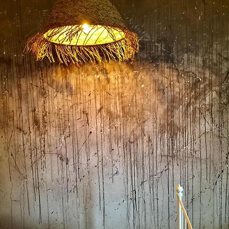 Leovil Bed & Breakfast 3*